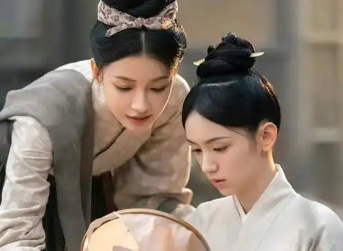 于正为有暗香来杀青,彭小苒剧照引争议,粉丝晒路透鸣不平