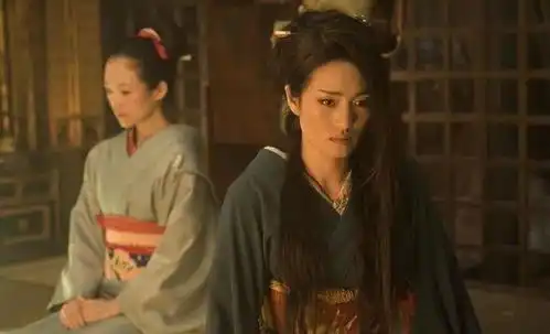 巩俐,女皇与她的空王冠
