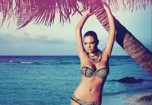 凯特阿普顿海边写真大秀成熟野性