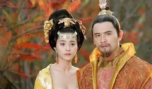 敌将你们李太尉人呢小兵回城去了,敌将罢了,我们投降

