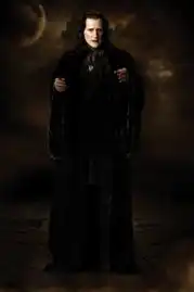 新月完全人物手册吸血鬼狼人人类齐上阵
