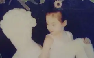 新生花旦背景pk景甜童星出身唐嫣搭张艺谋