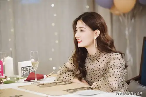 继央视批评吴谨言后,曾锤出人命的徐璐,为何再次大阵仗出席