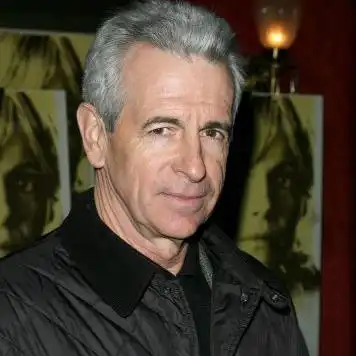 表情穿普拉达的女王表情