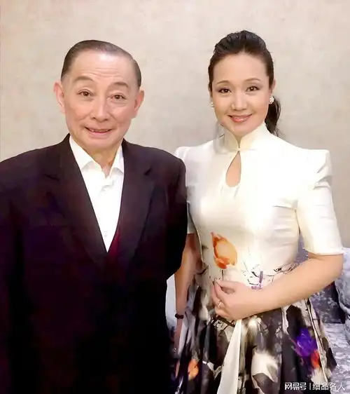 于魁智最近有点烦,曾被妻子倒追,为儿子的婚事操心