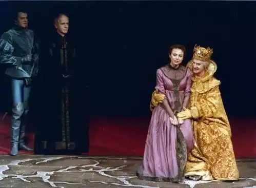 口碑好剧接棒小狗镜头之后,这位电影宗师把戏剧当做一生挚爱
