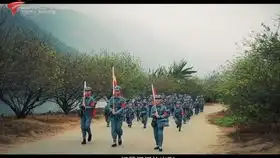 东方红1974年八一电影制片厂电影闪闪的红星片段
