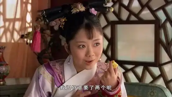 谭松韵10年前甄嬛传就是娃娃脸甄嬛传10经典配角时装对比照,剪秋姑姑也太美