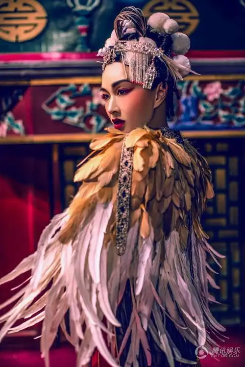 高清钟丽缇京剧主题婚照曝光国粹就是美
