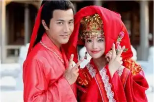 刘恺威的6张结婚照,前妻杨幂垫底,赵丽颖第3,第一美爆了