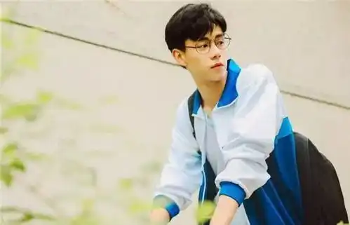 余淮是初恋,林杨是男朋友,江辰是老公,这便是最美好的爱情了吧