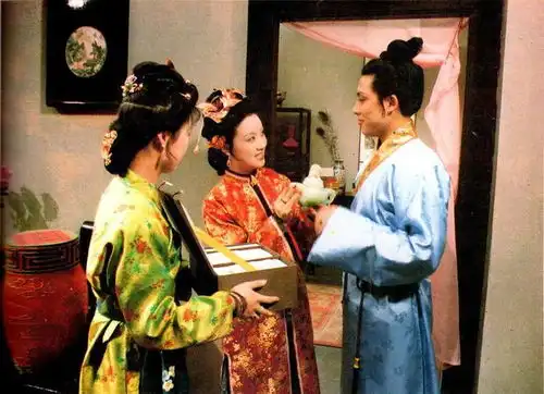 王熙凤我嫁给了青梅竹马的恋人,他的心上人却不是我