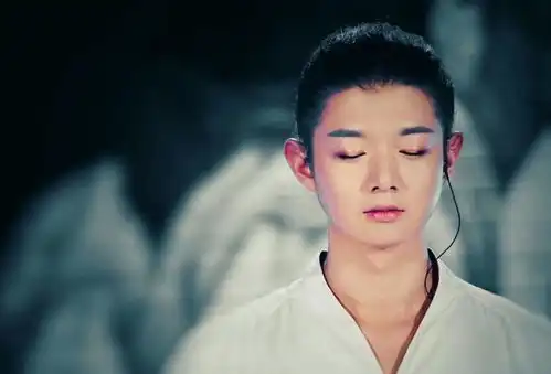 吴亦凡被批准逮捕,2021年成明星塌房元年,背后资本欢乐割韭菜