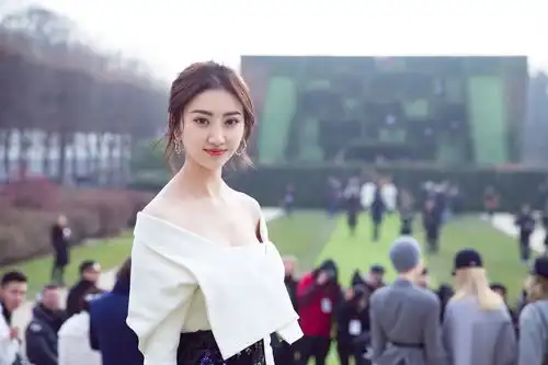 景甜,小甜甜到底有多漂亮,笑起来好甜
