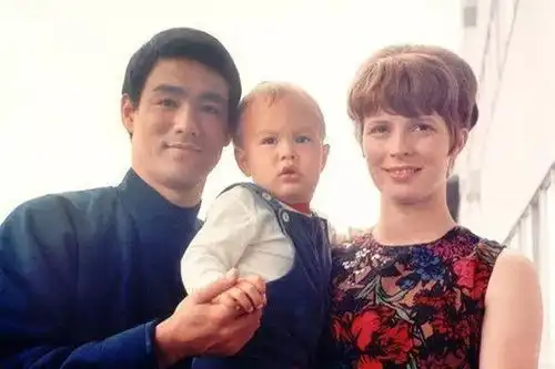 李小龙父子,可亲可敬可惜可叹
