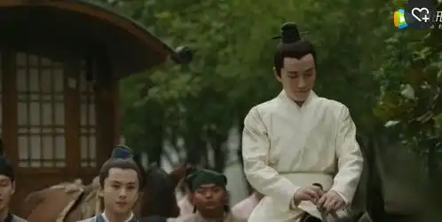 知否知否应是绿肥红瘦被墨兰嫌弃的东西,元若却爱不释手
