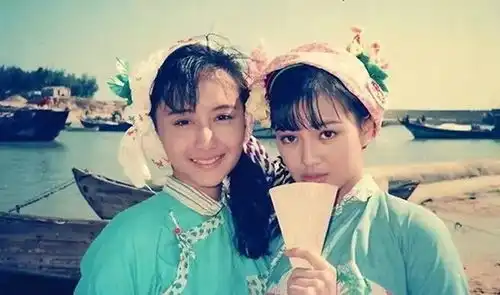 一首歌曲一组剧照满满的回忆
