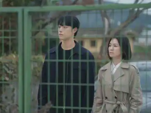 19禁宋慧乔黑暗荣耀2曝剧照时长435分钟
