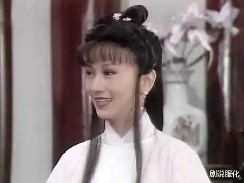 同样是一人分饰两角,是加分项还是送命题对比一下见分晓
