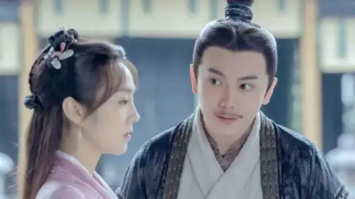 锦衣之下谭松韵戏里撩冷面男神,反派拿霸总剧本在线追妻