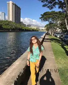 在金秘书为何那样扮丑的她,私下比女主朴敏英更会穿