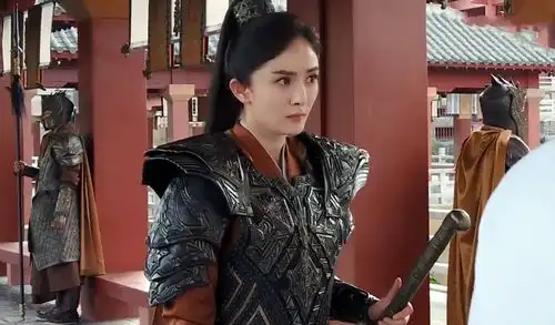 斛珠夫人定档11月10号,杨幂自嘲机甲勇士,剧透先虐后甜
