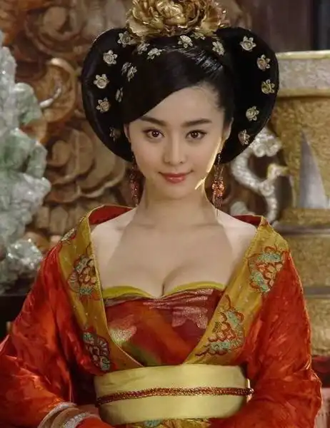 12版荧屏杨贵妃盘点范冰冰最颠覆殷桃最争议
