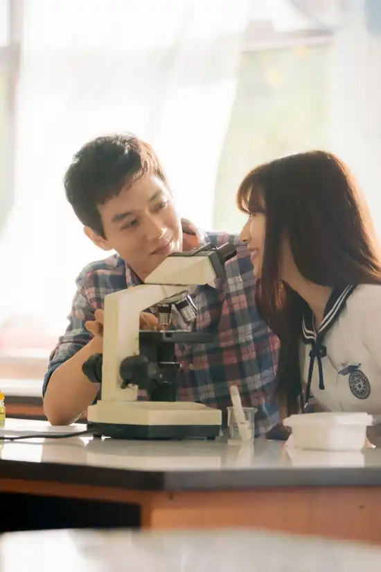 doctors金来沅朴信惠演高中生实验室密会