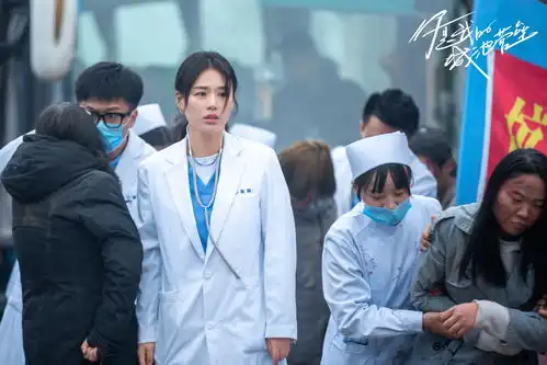 白敬亭新片登陆央视,却疑似翻拍太阳的后裔,网友cp感太弱