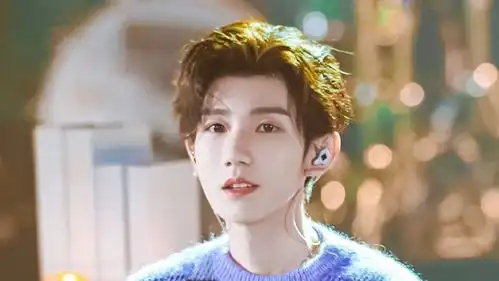 1921王源剧照来啦与王源一起致敬英雄,我们明天见