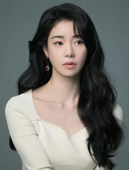 黑暗荣耀妍珍朴智妍官宣结婚丈夫是韩国棒球选手黄载均
