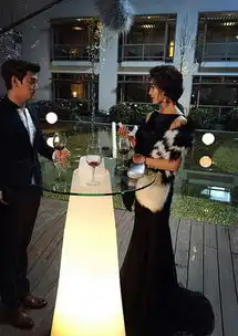 浪漫满屋中国版热拍周知演绎霸道女总裁