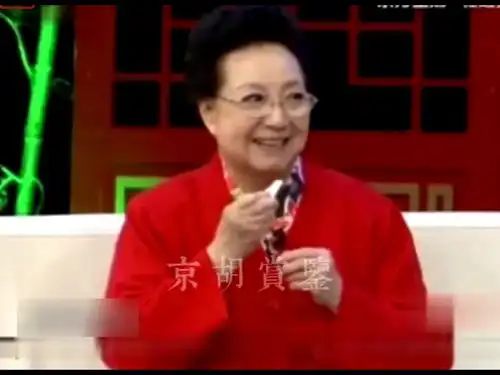 杜近芳与梅兰芳相识看剧照梅先生误以为是自己梅夫人发现了破绽