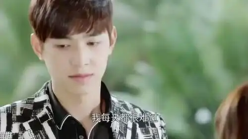 游泳先生蓝天对宋茶茶说我对你的感情变了