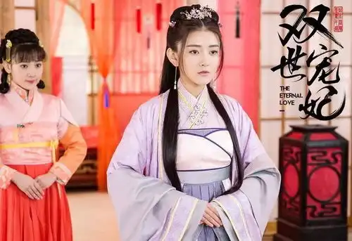 刚出道就被贾乃亮签下,凭双世宠妃走红,出道一年就拿下两个女主