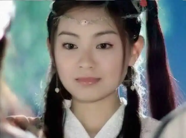 倚天屠龙记小昭为何要离开张无忌其实是怕她找自己麻烦
