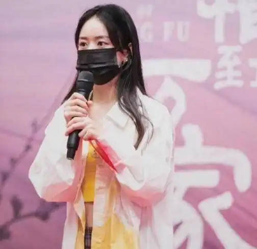 赵丽颖新剧造型,神似金婚佟多多,13年后颜值依旧眼神却变了