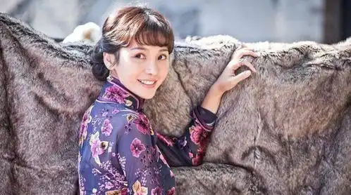 张作霖的6位夫人是靠坑蒙拐骗得来的他惨死后,夫人们下场如何
