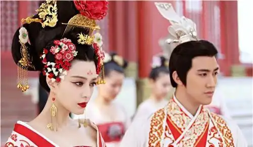 武则天为何不受李世民喜欢,却可以迷倒李治,最终还当上皇帝
