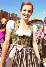 德甲双雄太太团pk多特最美太太转会拜仁