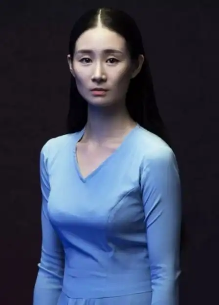 她是国家一级演员,曾上4次春晚,因长的太漂亮被赵本山强行换掉
