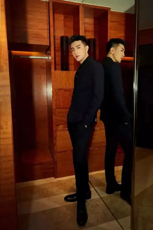 我的保姆手册你和我的倾城时光同天播出,你约哪部呢