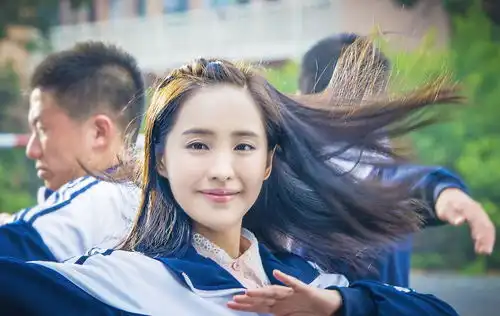 从武术到舞蹈到喜剧演员,夏洛特烦恼的秋雅,王智开挂的人生
