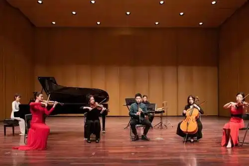 5折开票欢乐颂庆祝妇女节音乐会,做自己的女王