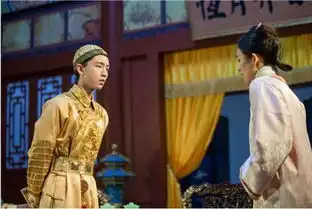 来,解忧杂货店陪你干了这碗牛油锅底
