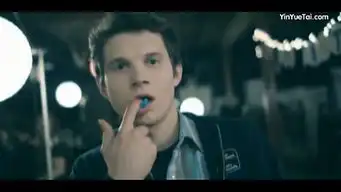 以那一年,我们一起追过的女孩为背景的mv