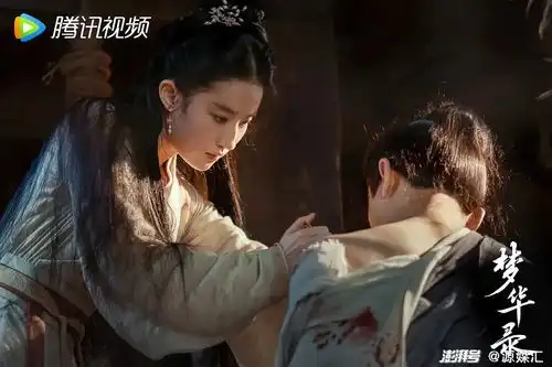 玫瑰的故事pk墨雨云间,刘亦菲的美貌能否击败于正的爽剧
