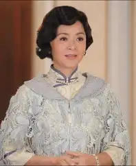 女星胸袭娱圈一路向西女主角f奶走红
