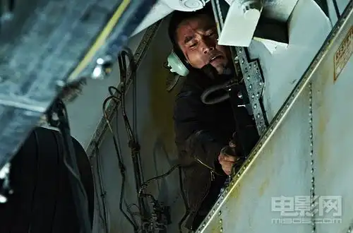 痞子英雄买飞机拍动作戏赵又廷做空中飞人