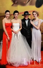 这个龙女郎不简单十二生肖姚星彤奢美造型赏
